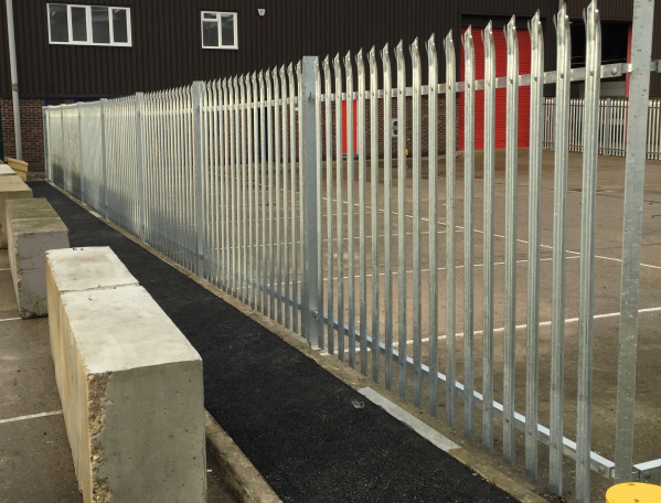Palisade Fencing Chelmsford