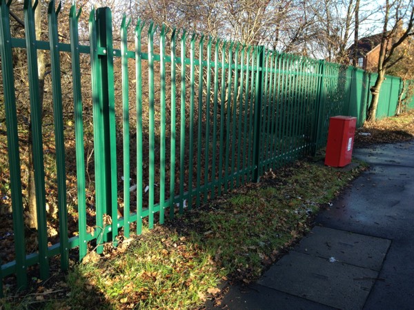 Palisade Fencing West Horndon Green 6005